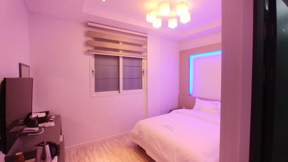 Tongyeong Grande Hostel