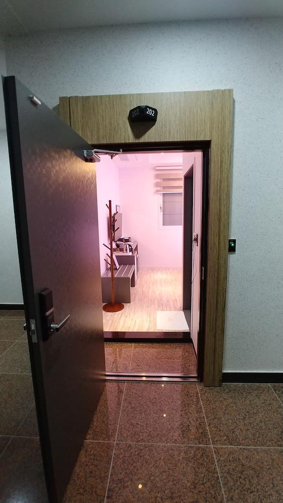 Tongyeong Grande Hostel