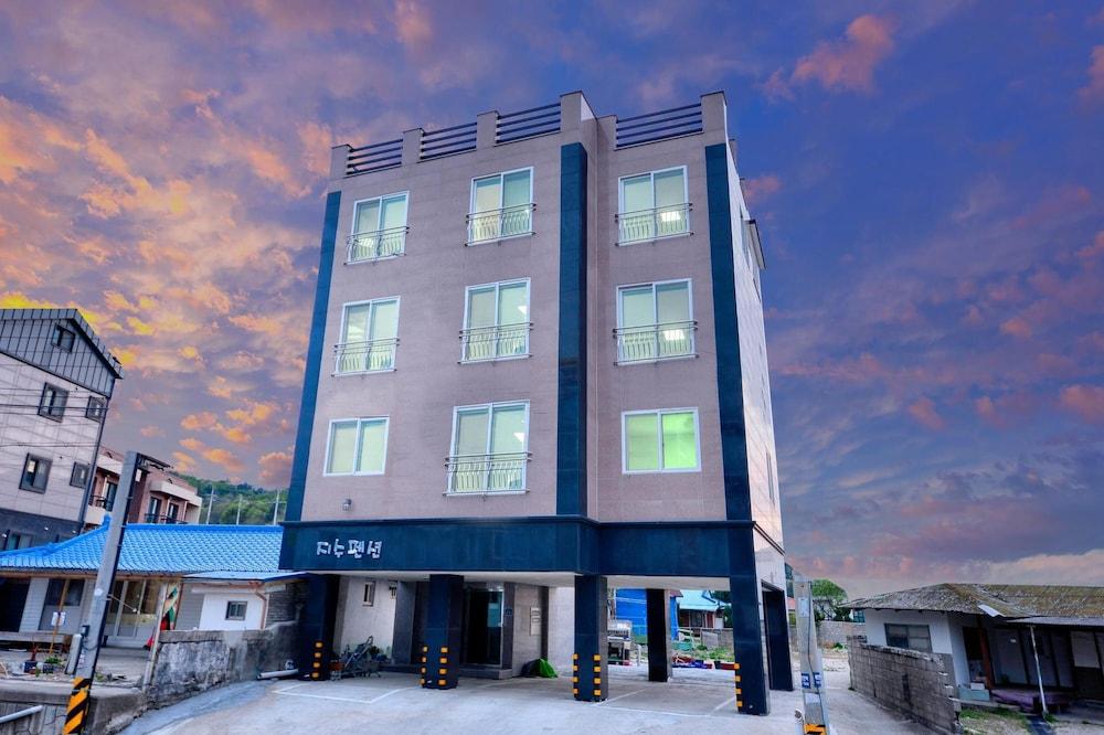 Samcheok Jisu Pension