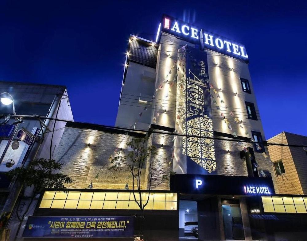 Ace Hotel