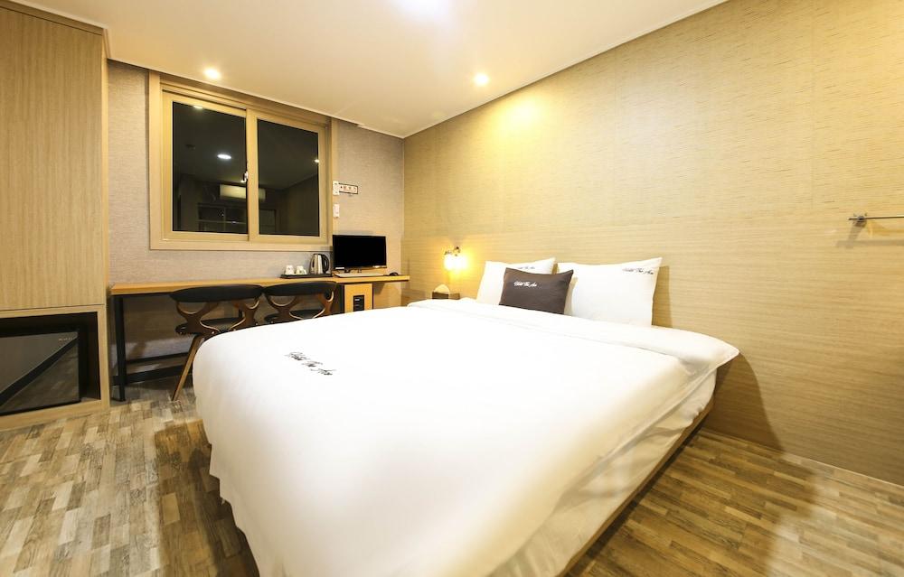 Ace Hotel
