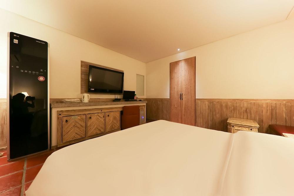 Hotel ES Cheongju