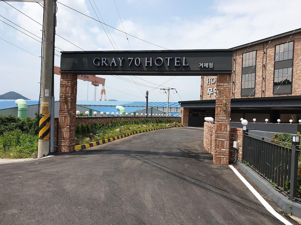 Gray 70 Hotel