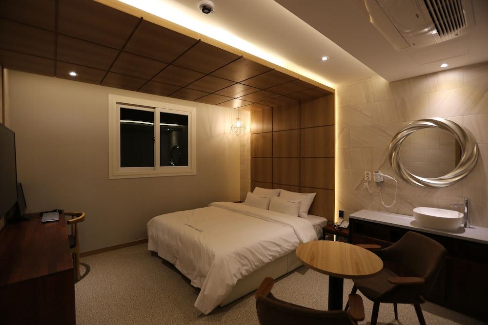 Idea Hotel