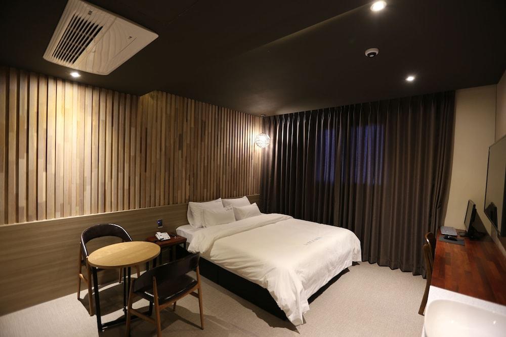 Idea Hotel