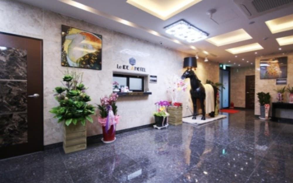 Idea Hotel