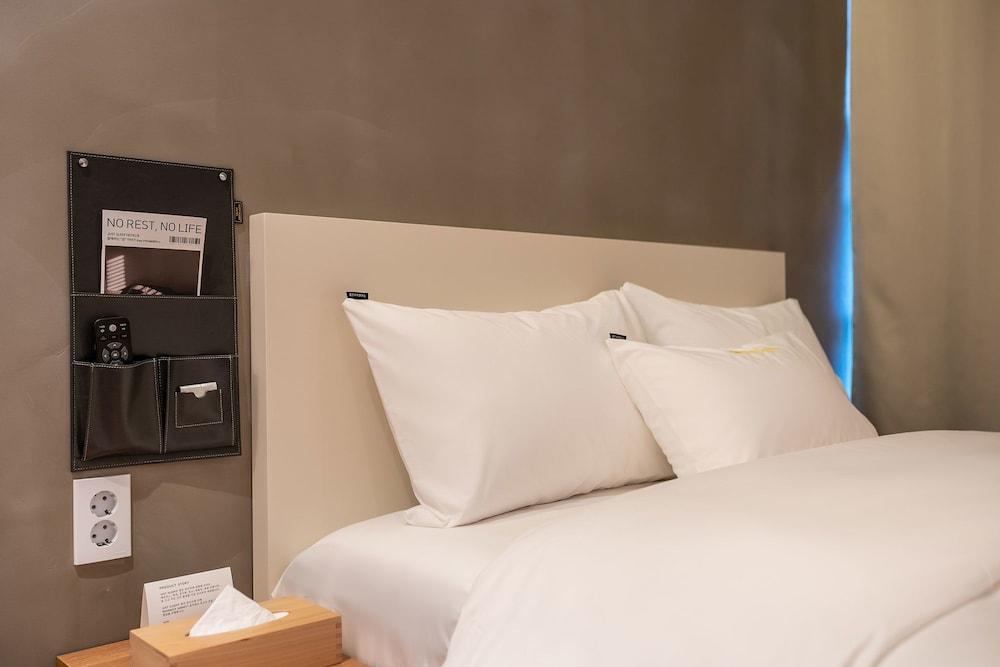 Just Sleep Hotel 2