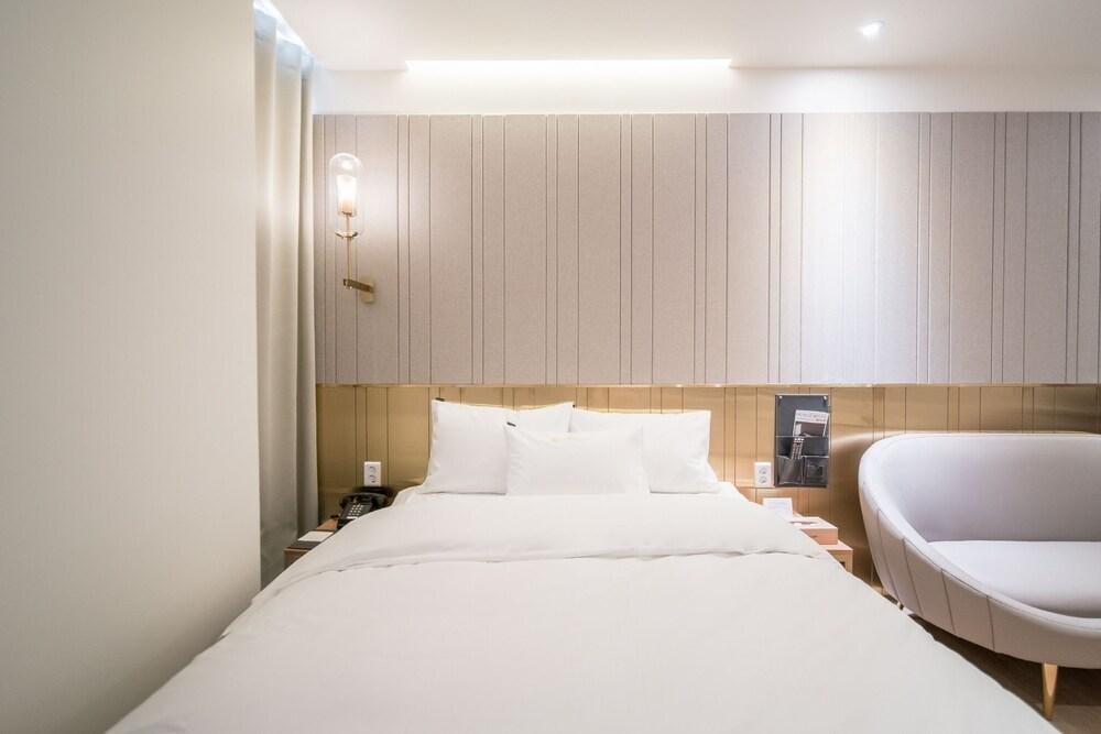 Just Sleep Hotel 2