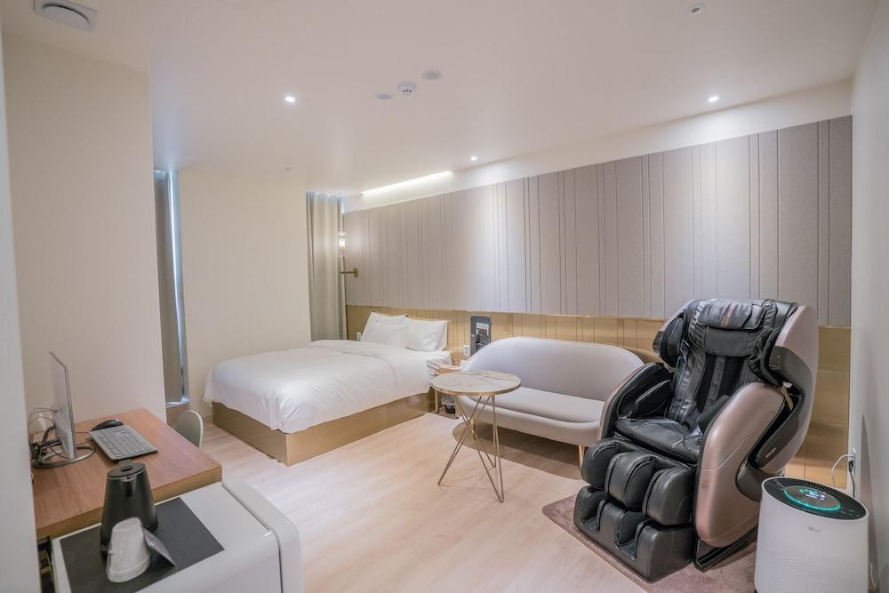 Just Sleep Hotel 2