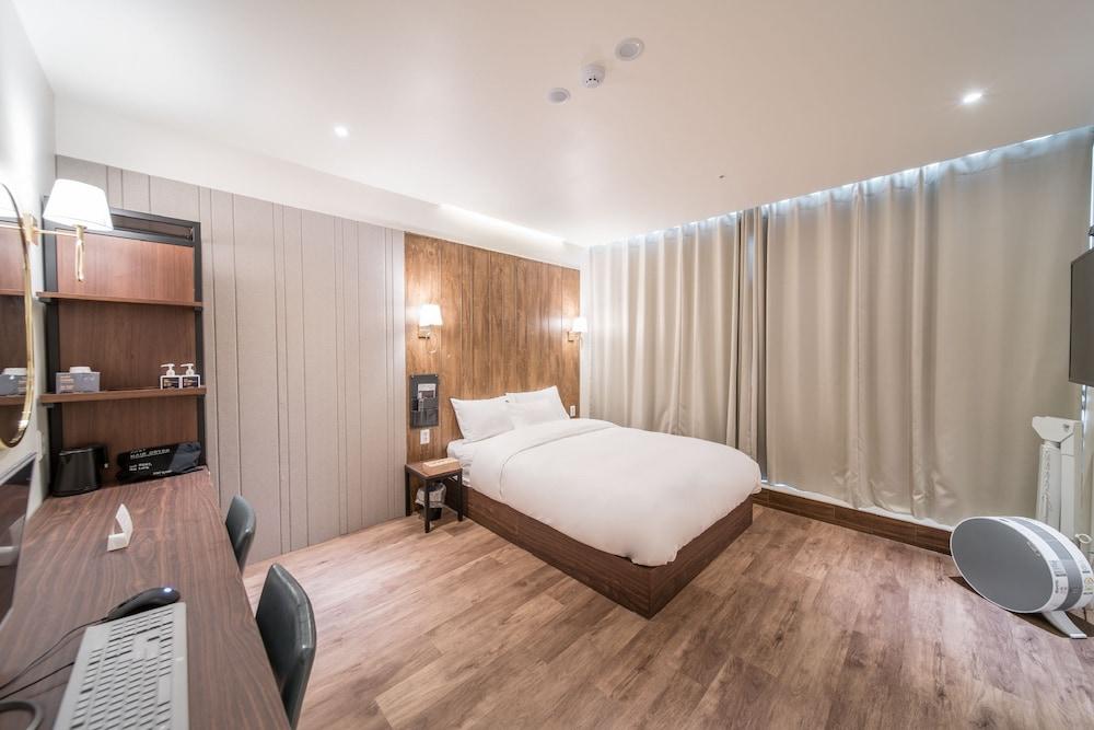 Just Sleep Hotel 2