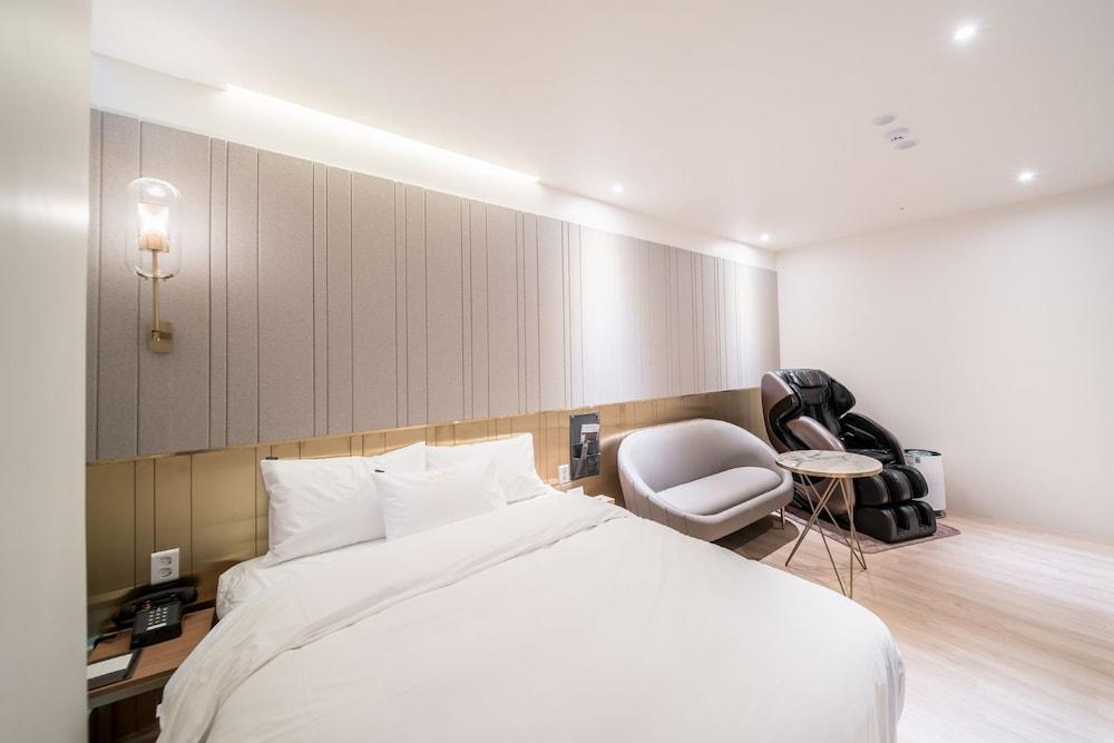 Just Sleep Hotel 2