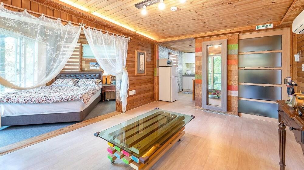 Gapyeong Beethoven House Pension
