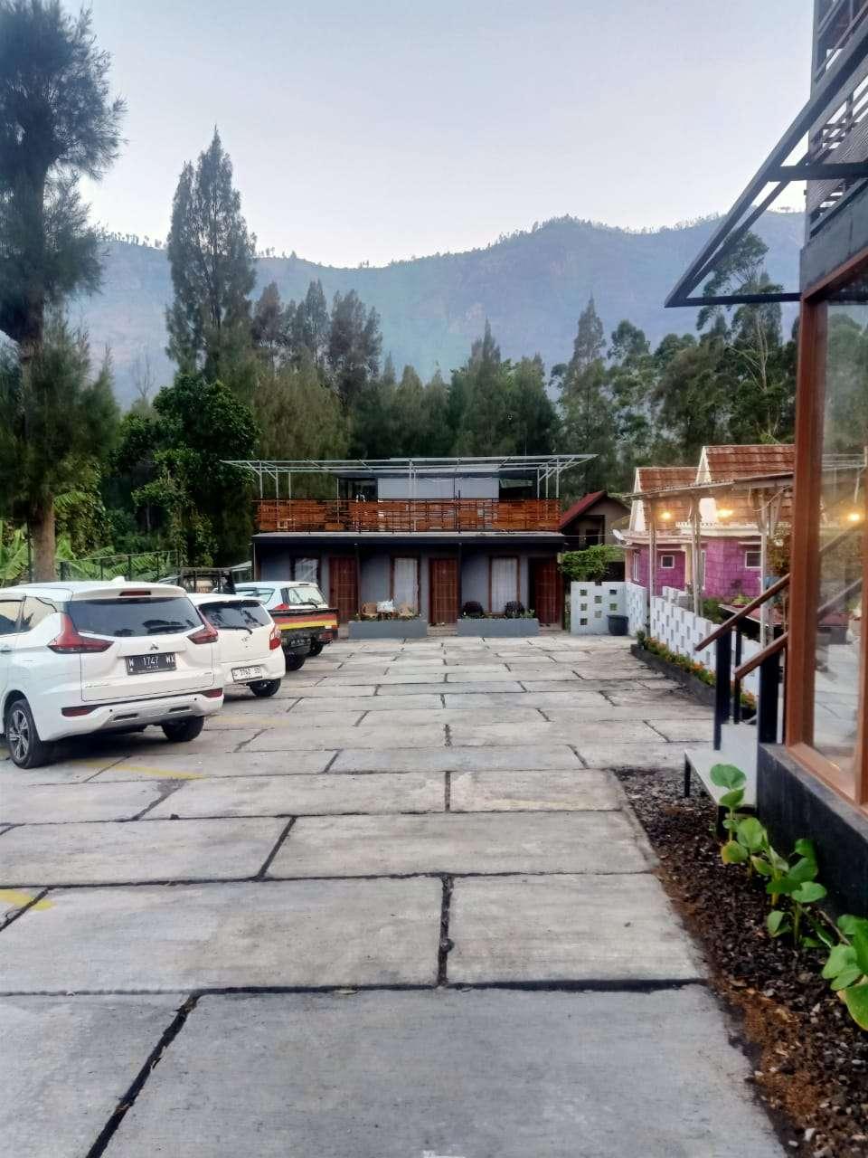 Istana Bromo Resort And Resto