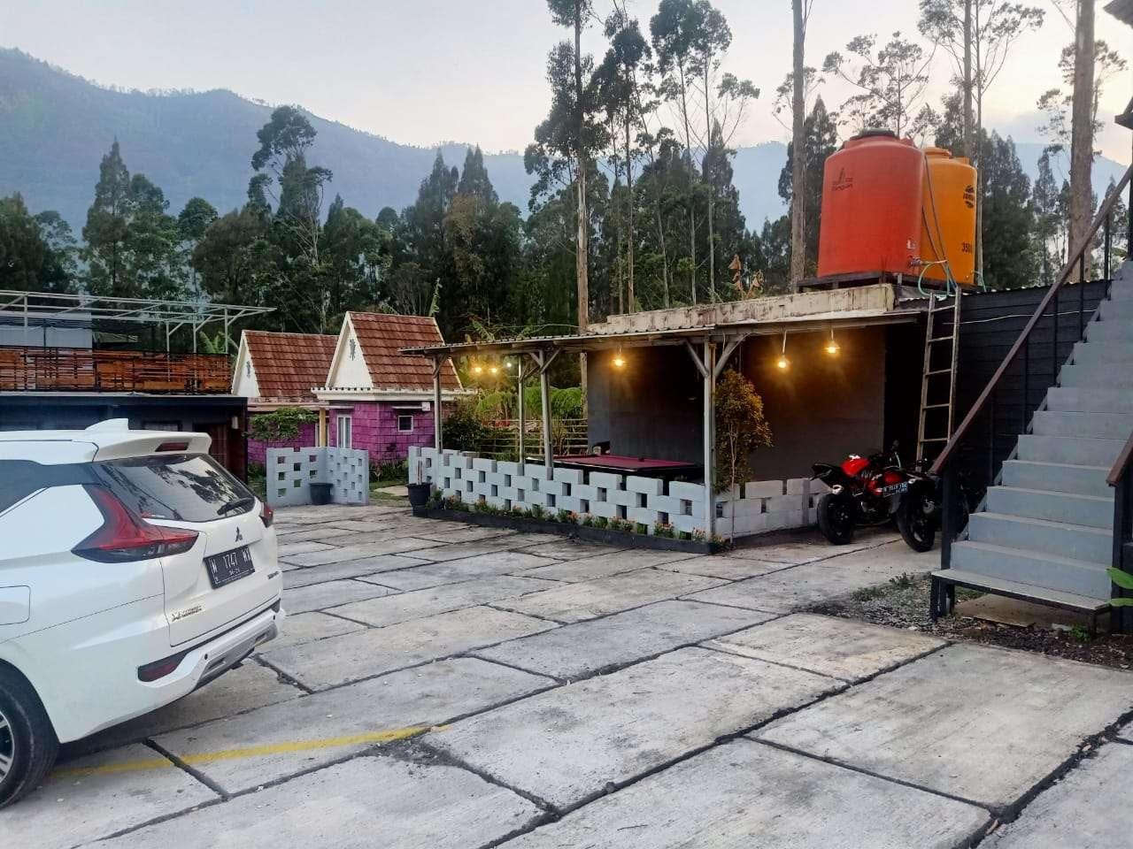 Istana Bromo Resort And Resto
