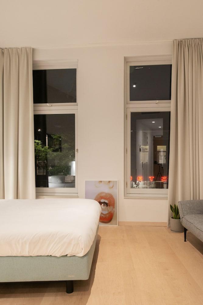 171. Urban Design Hotel