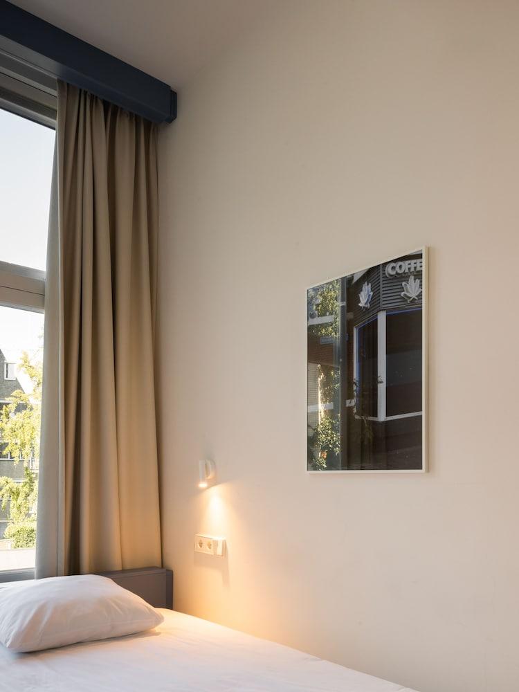 171. Urban Design Hotel