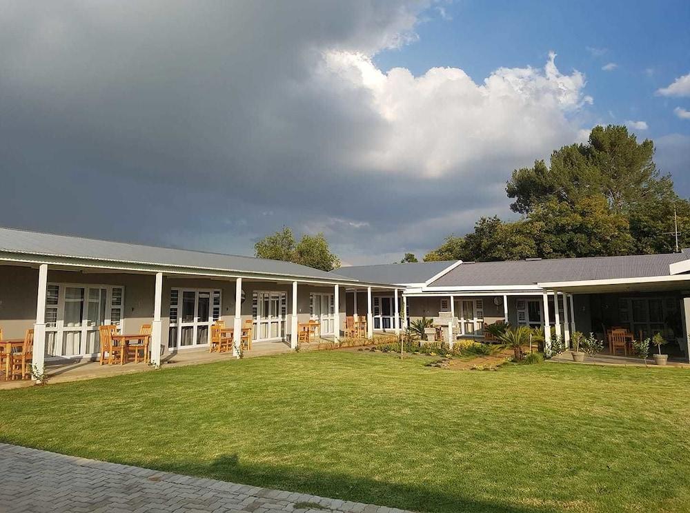Graceland Guesthouse