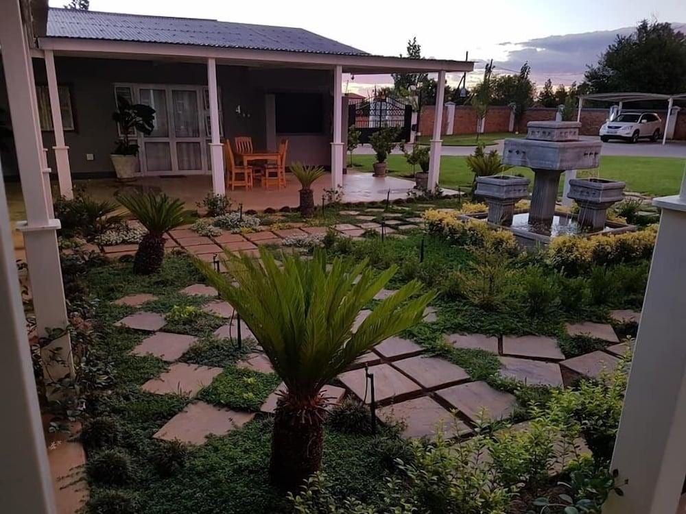 Graceland Guesthouse