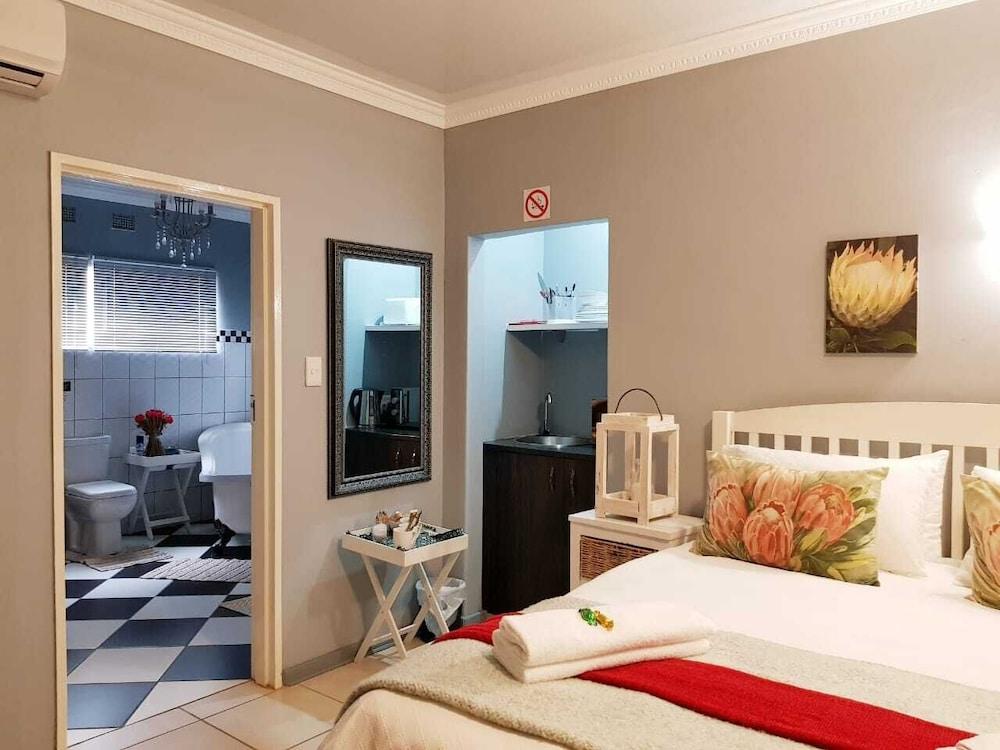 Graceland Guesthouse