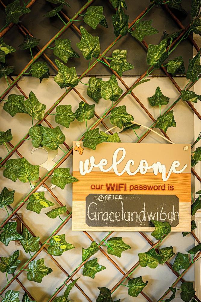 Graceland Guesthouse