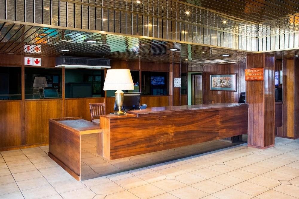 Elgro Hotel