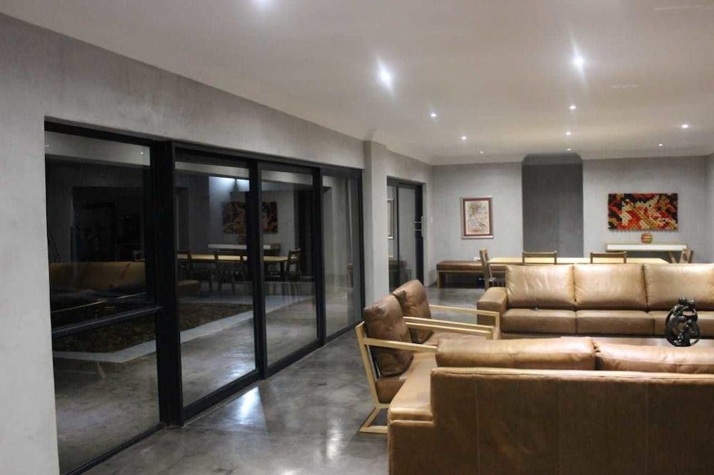 Anisa Guesthouse