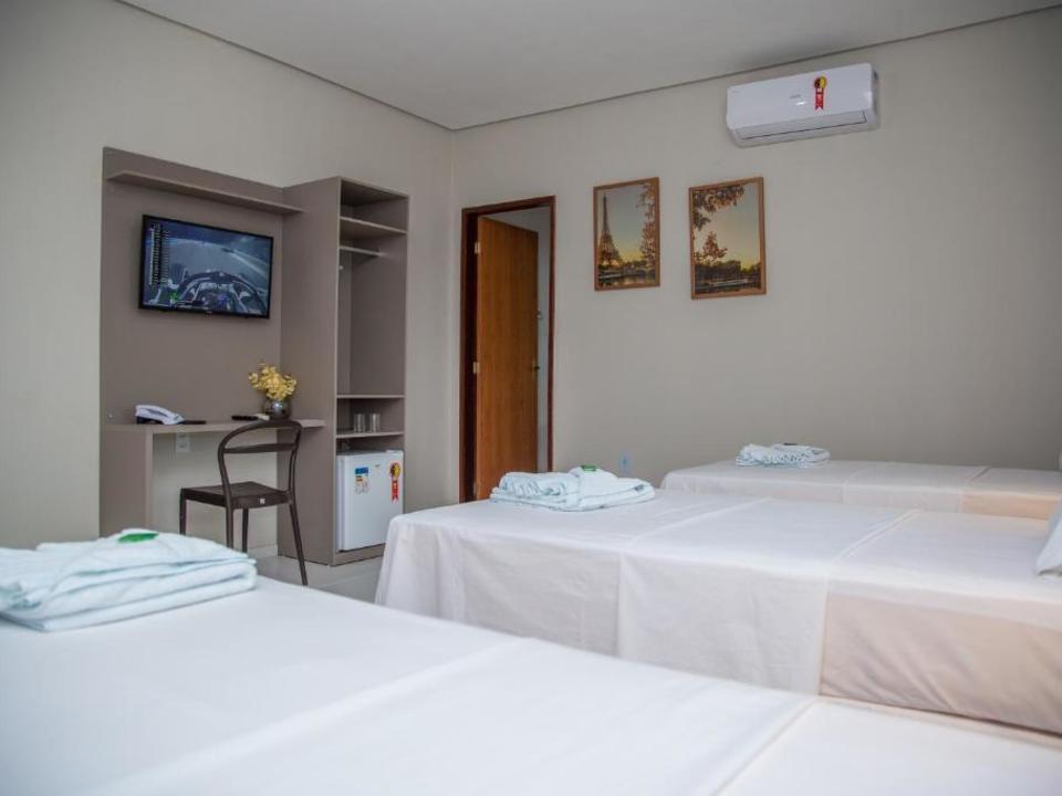 Hotel E Pousada Flor Do Jua
