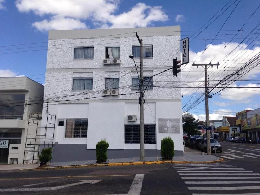 American Hotel