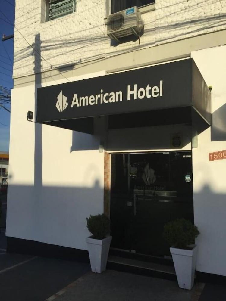 American Hotel
