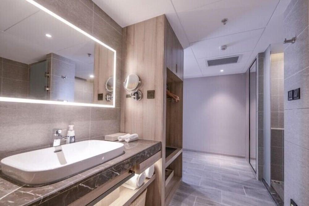 Atour Hotel Songbei Harbin