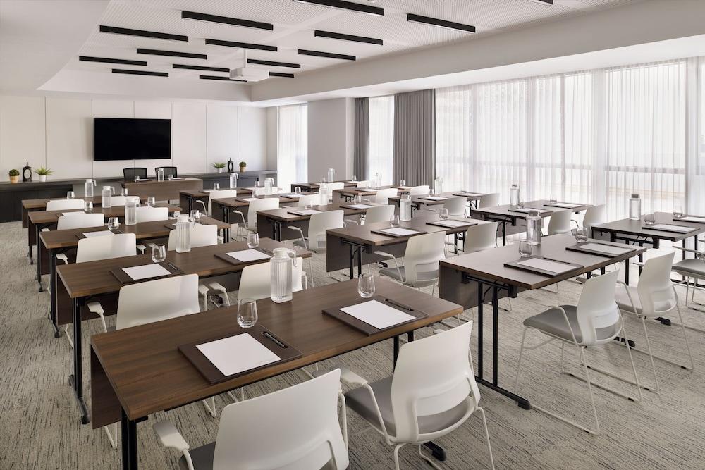 Courtyard World Trade Centre Dubai