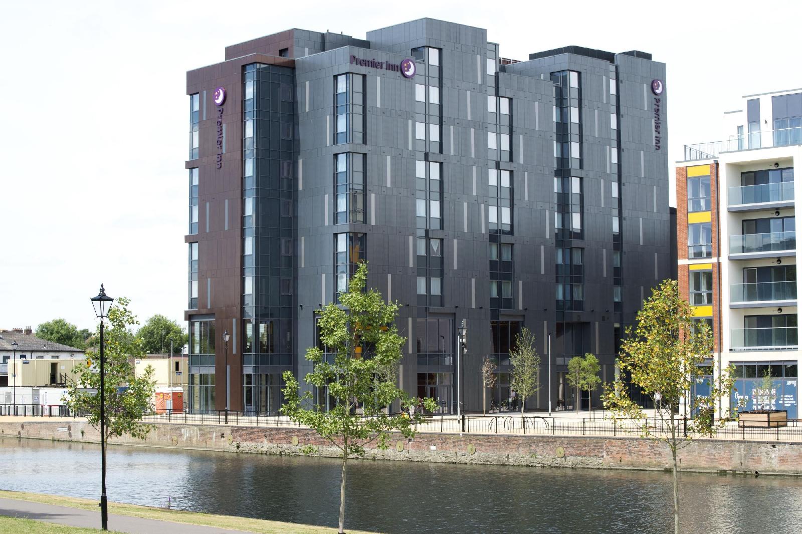 Premier Inn Bedford Town Centre Riverside Hotel