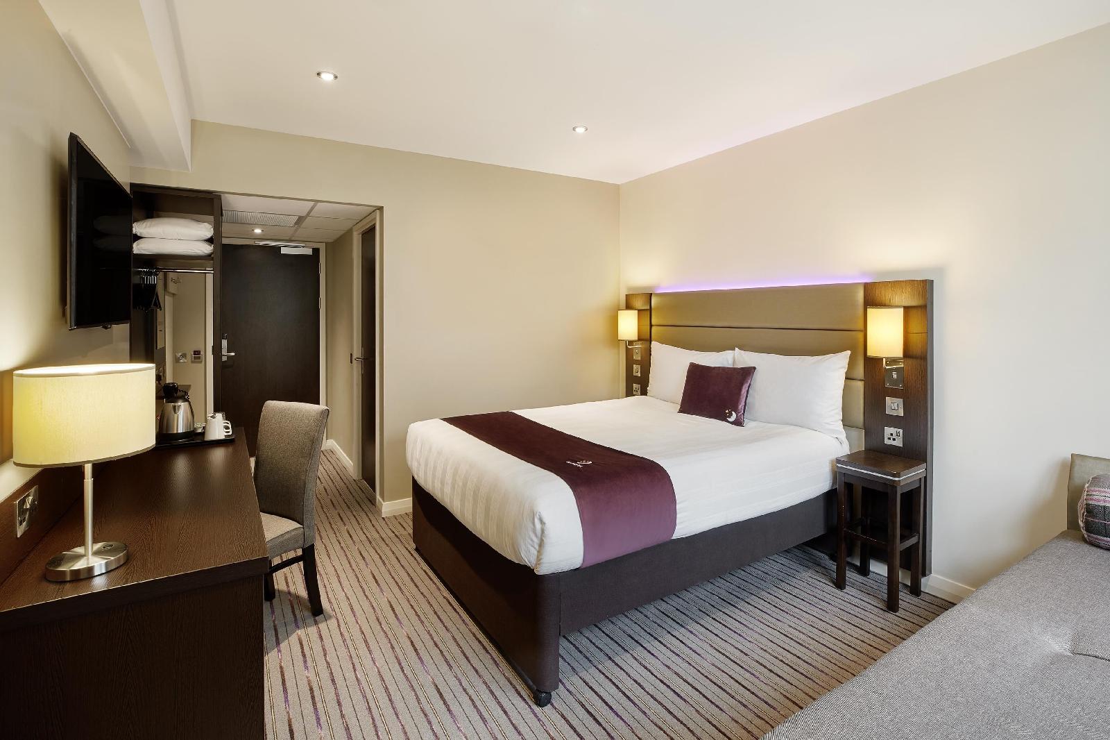 Premier Inn Bedford Town Centre Riverside Hotel