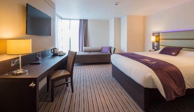 Premier Inn Manchester Salford Central