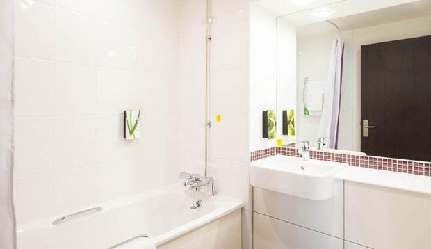 Premier Inn Manchester Salford Central