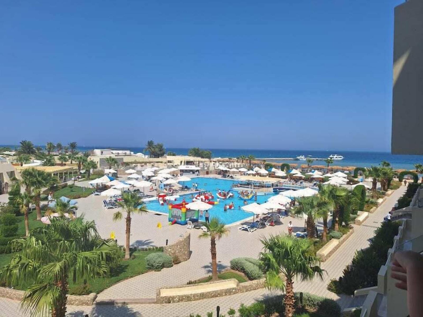 Aqua Mondo Resort
