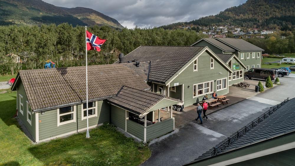 Forde Gjestehus Og Camping