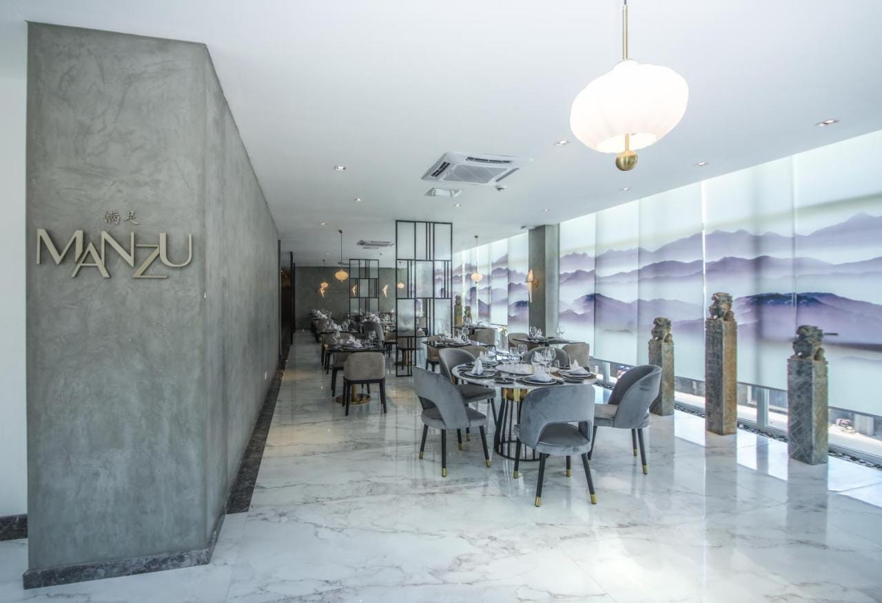 Ocean V Hotel