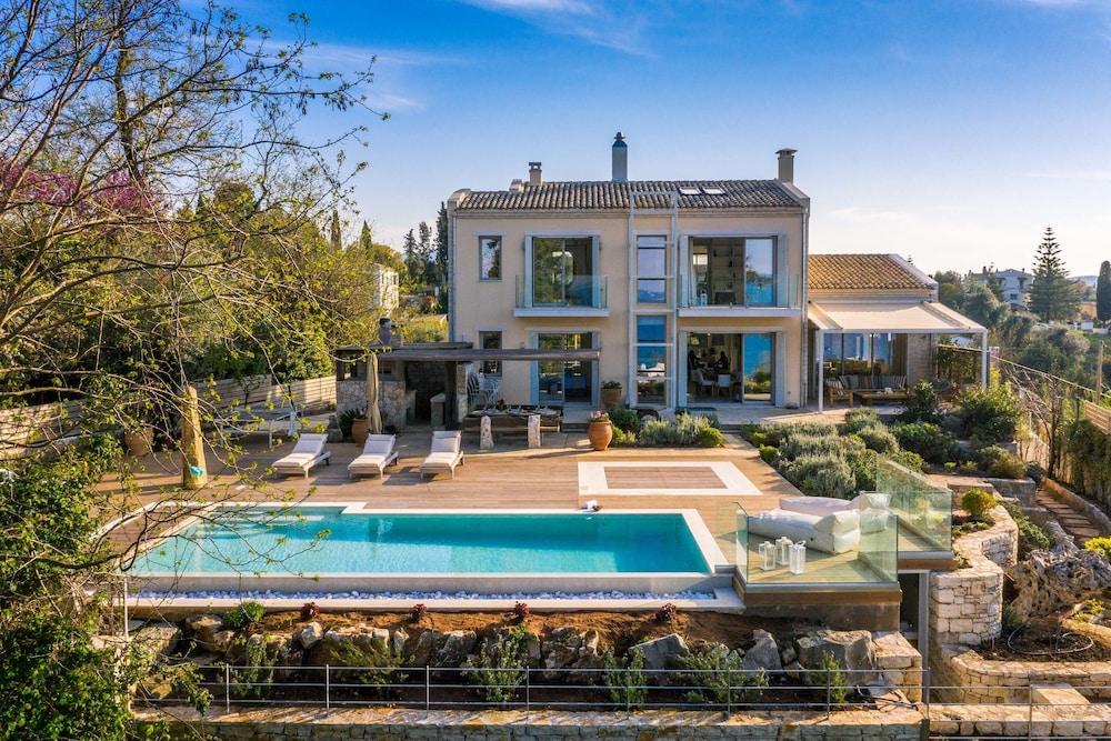Melithea Seaview Villa