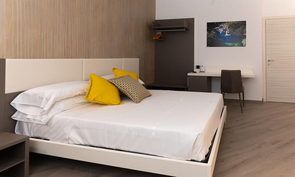 Marty Luxury B&B