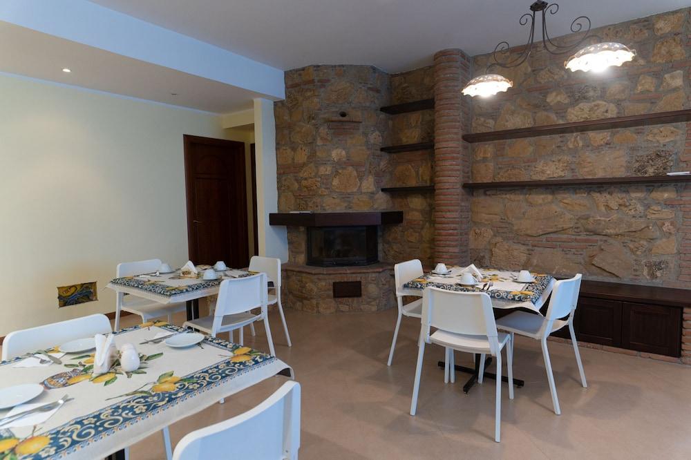 Marty Luxury B&B