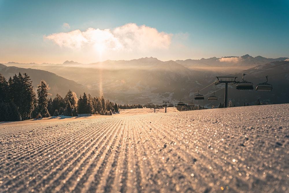 Aurora Mountain Chalet by Alpin Rentals