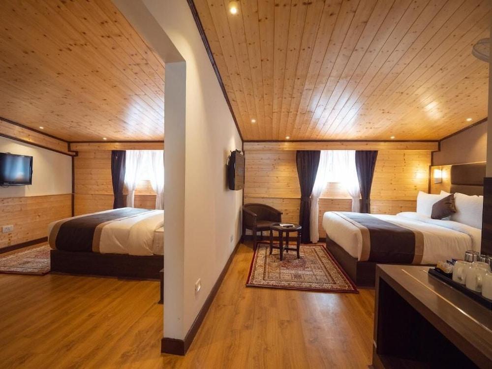 Shangrila Suites & Spa by Sumi Yashshree