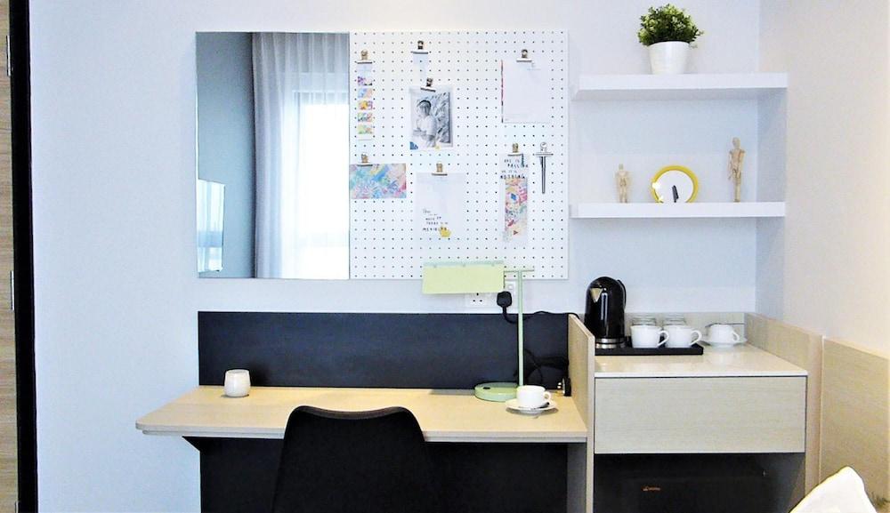 The Canvas Hotel
