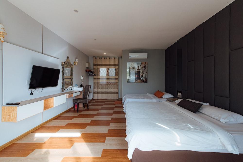 Chan's Smart Living Inn