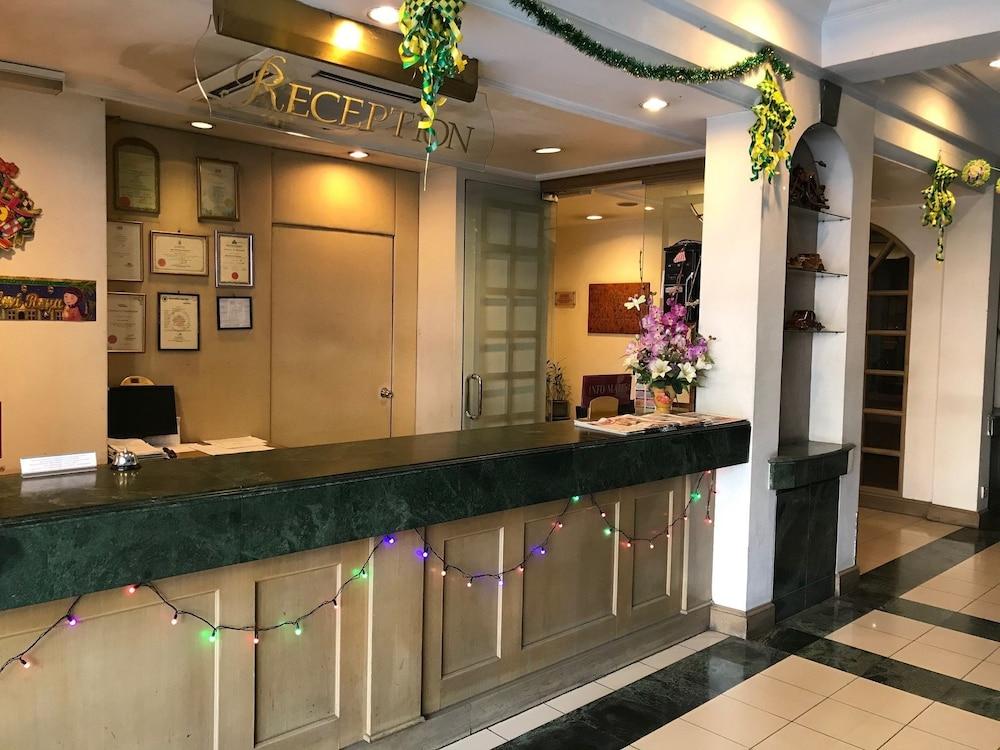 The Executive Hotel
