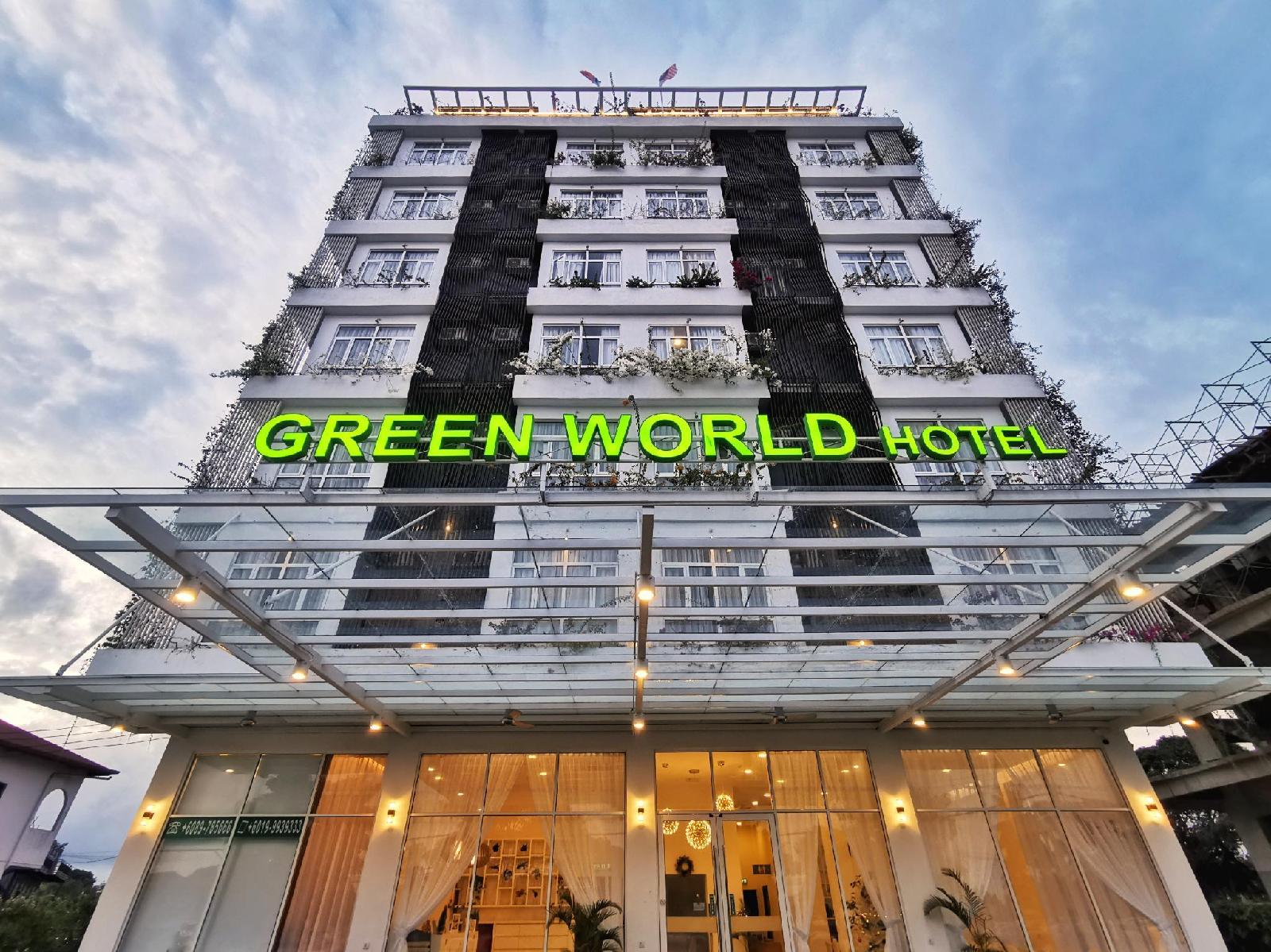 Green World Hotel