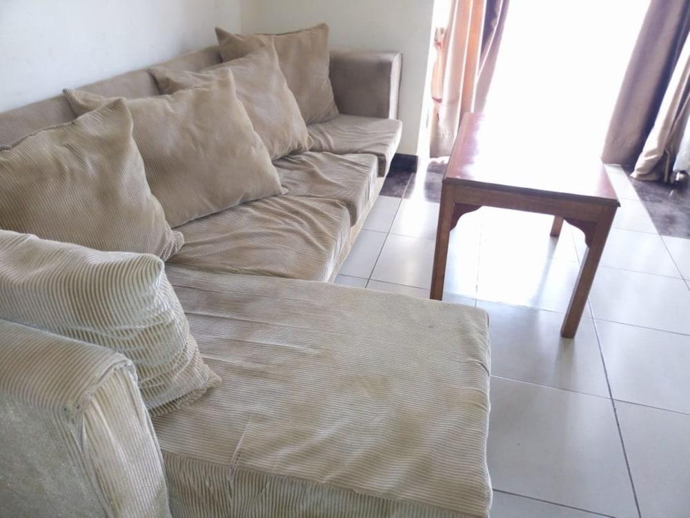 Makao Apartments