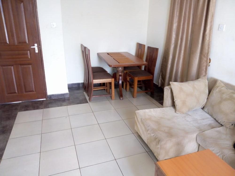 Makao Apartments