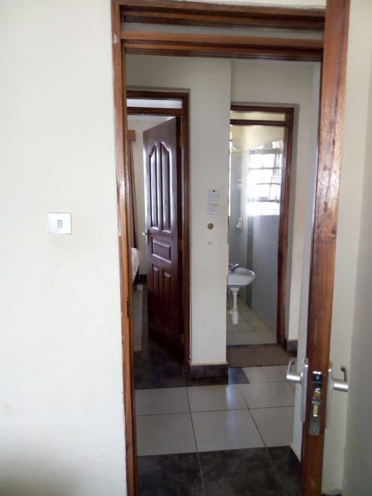 Makao Apartments